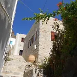 Elpiniki Tilos Villa *