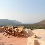 Villa Elpiniki Tilos Megálon Choríon