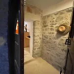 Elpiniki Tilos Villa *