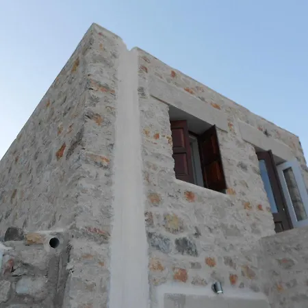 Elpiniki Tilos Megálon Choríon