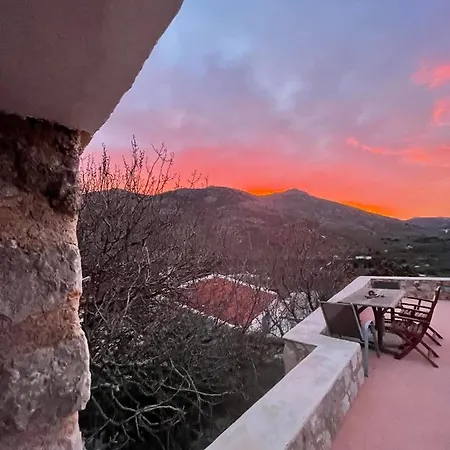 Elpiniki Tilos *