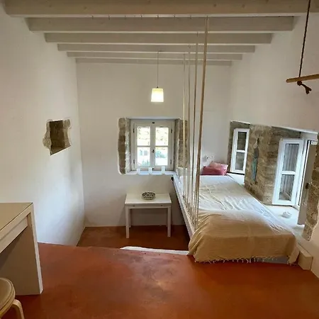 Elpiniki Tilos Villa *