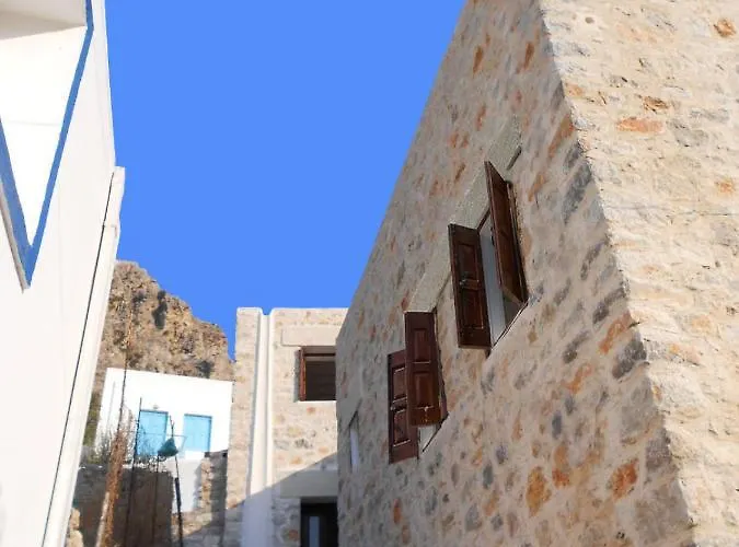 Elpiniki Tilos Villa *