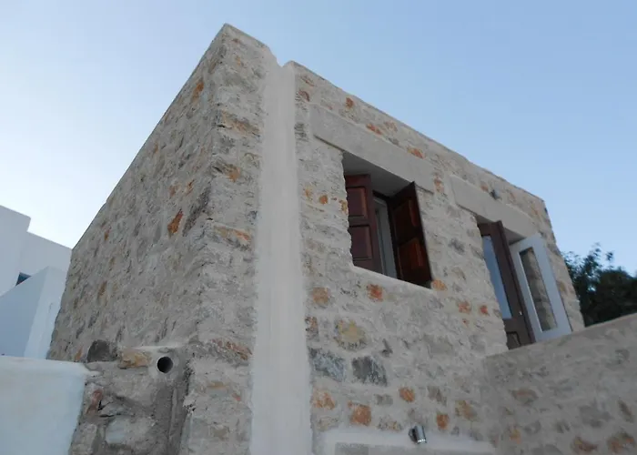 Elpiniki Tilos Megálon Choríon