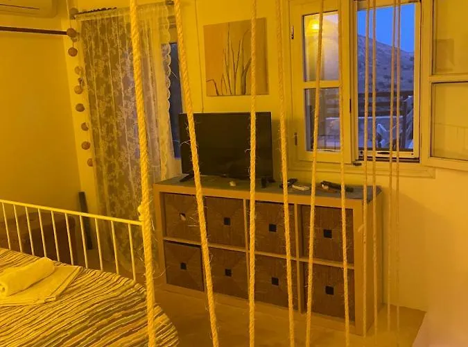 빌라 Elpiniki Tilos *